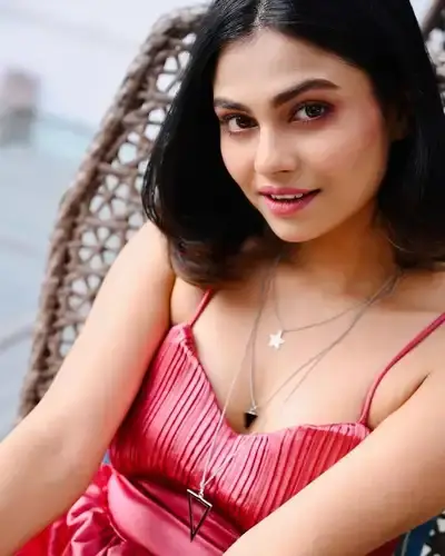 Escort Service Sonamukhi